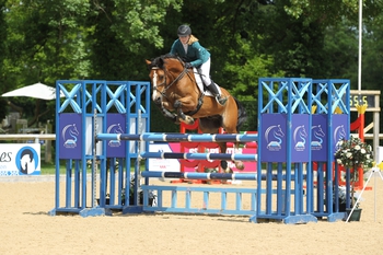 Olivia Sheppard wins the Blue Chip Pony Newcomers Second Round at Cherwell Competition Centre